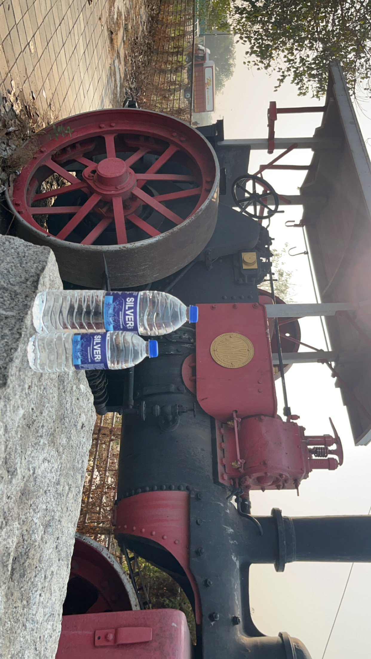 500ml Silver Oxy Bottle